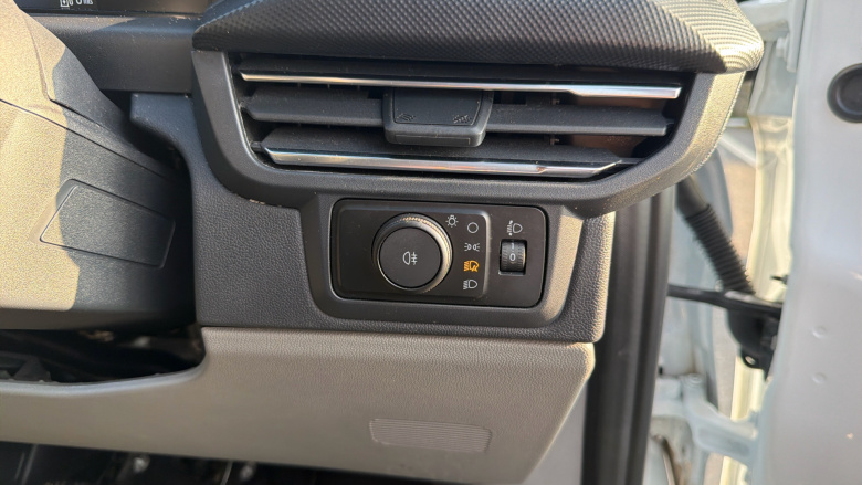 Ford Transit Custom 320 L2 Diesel Fwd 2.0 EcoBlue 136ps H1 Van Limited